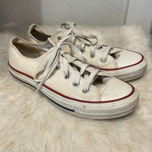 White Converse Chuck Taylor All-Star (low tops)